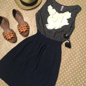CLOSET CLOSING 8/15 -Francesca's Collections Dress